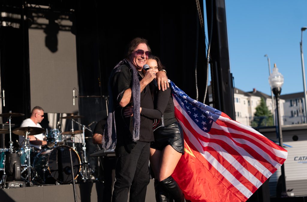 Marc Dennis e filha Dimanne em Fall River, Dia de Portugal 2024