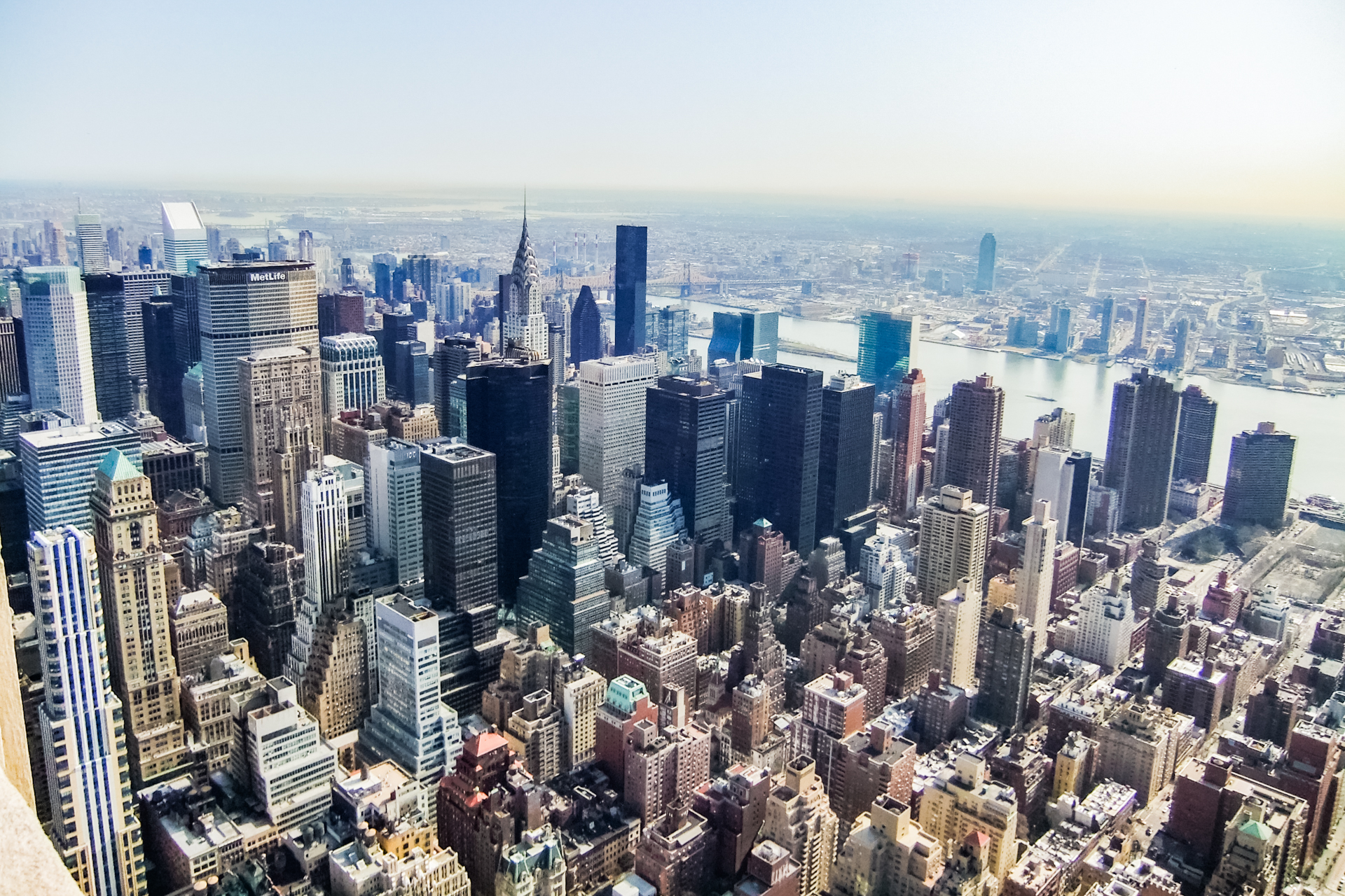 Notícias, Comunidades