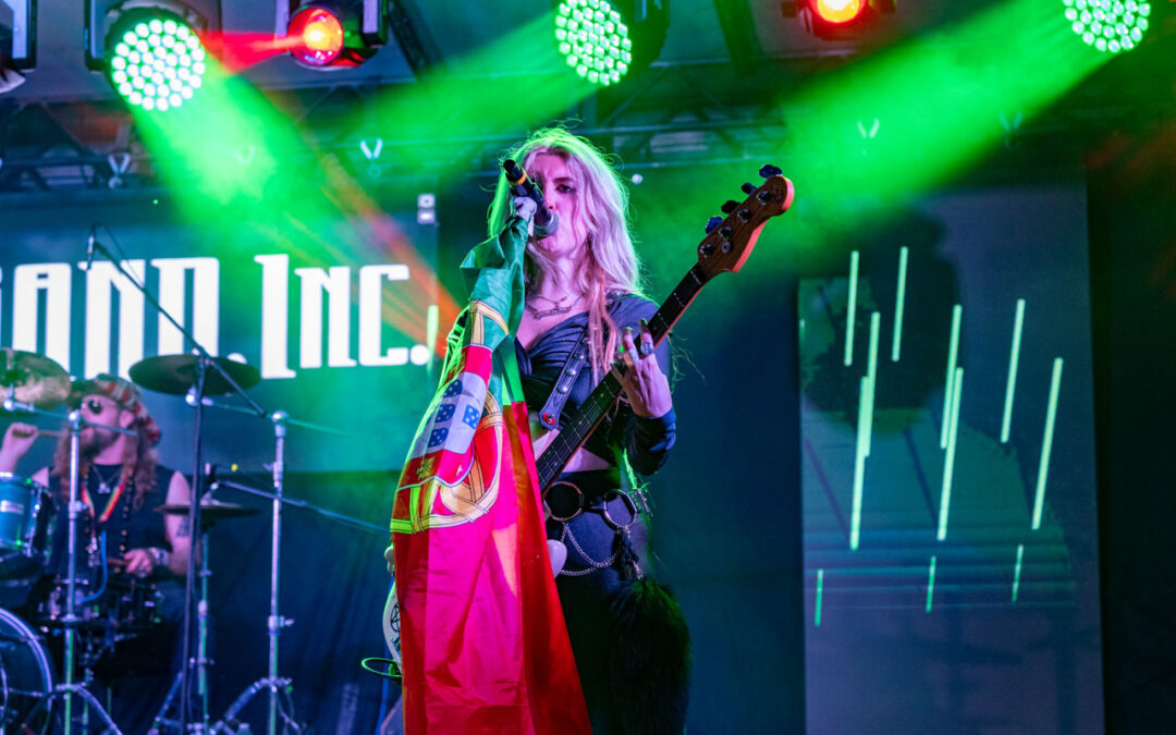 Giuliana Lucia Amaral e a “Band, Inc.” tocaram nas Grandes Festas em 2024