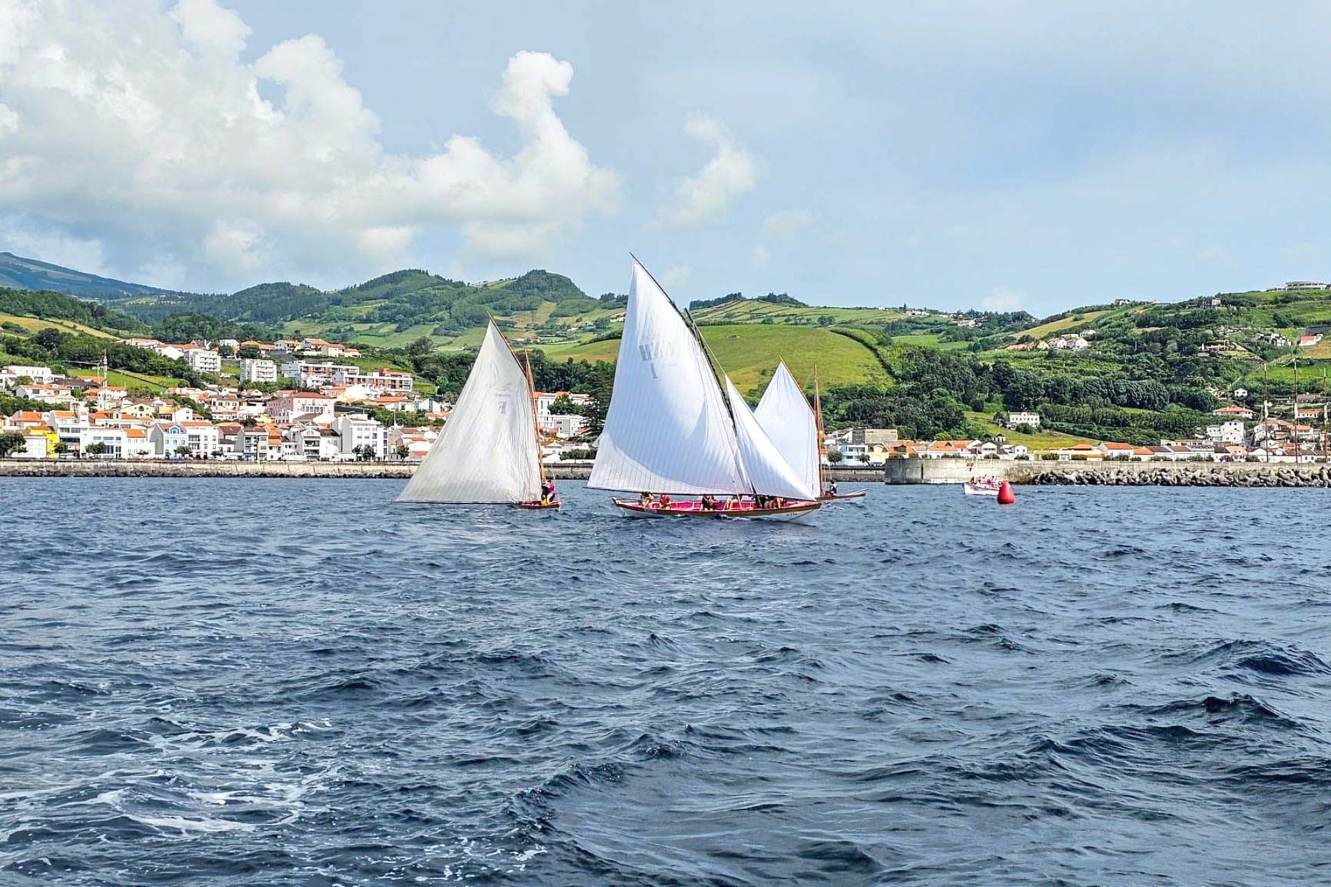 XIII Regata Internacional de Botes Baleeiros Açorianos realizou-se na ilha do Faial de 2 a 6 de julho