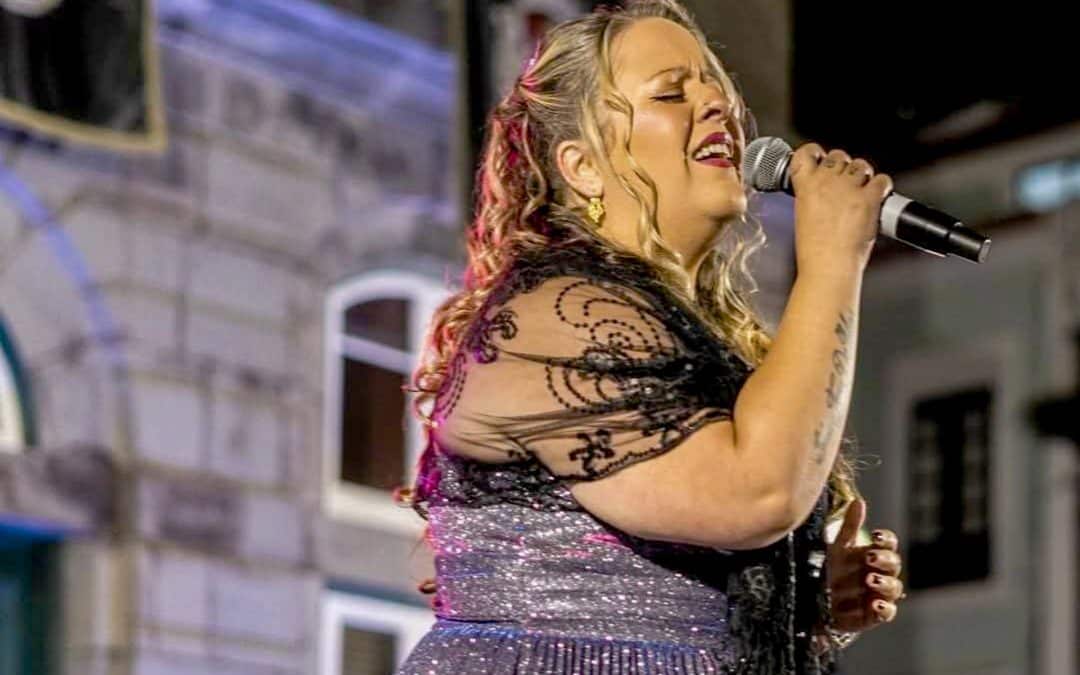Marisa Silva Rocha, uma fadista luso-americana na Califórnia