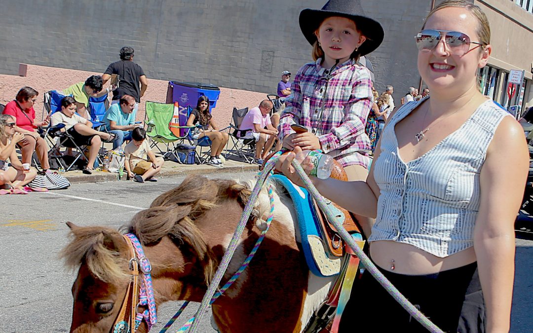 Associação D. Luís Filipe, de Bristol, trouxe cenas rurais ao cortejo etnográfico das Grandes Festas