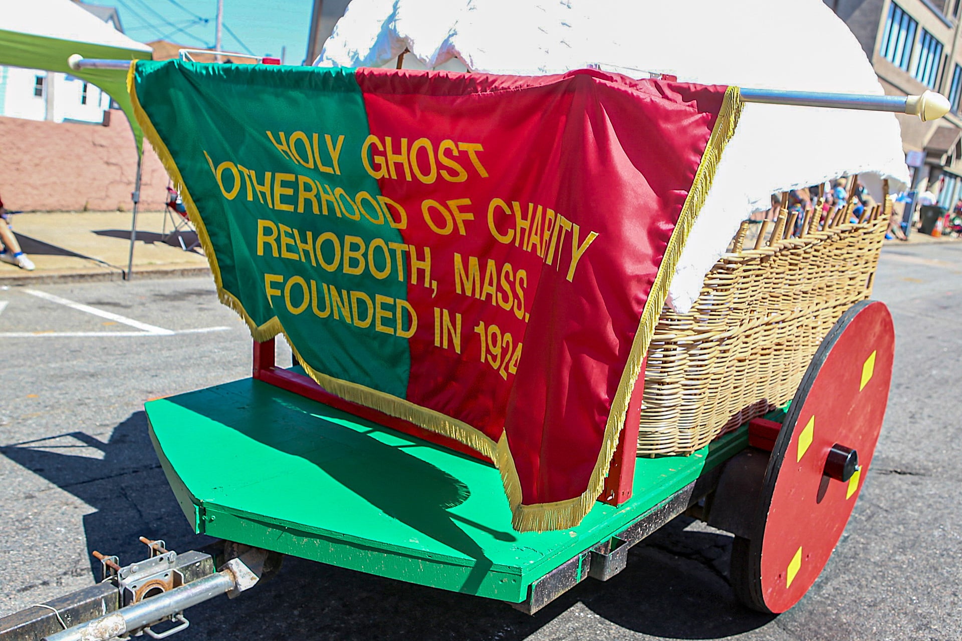 Irmandade do Espírito Santo do Campo do Tio Mateus: mais de 100 anos e a que mais tipicismo reúne nos EUA