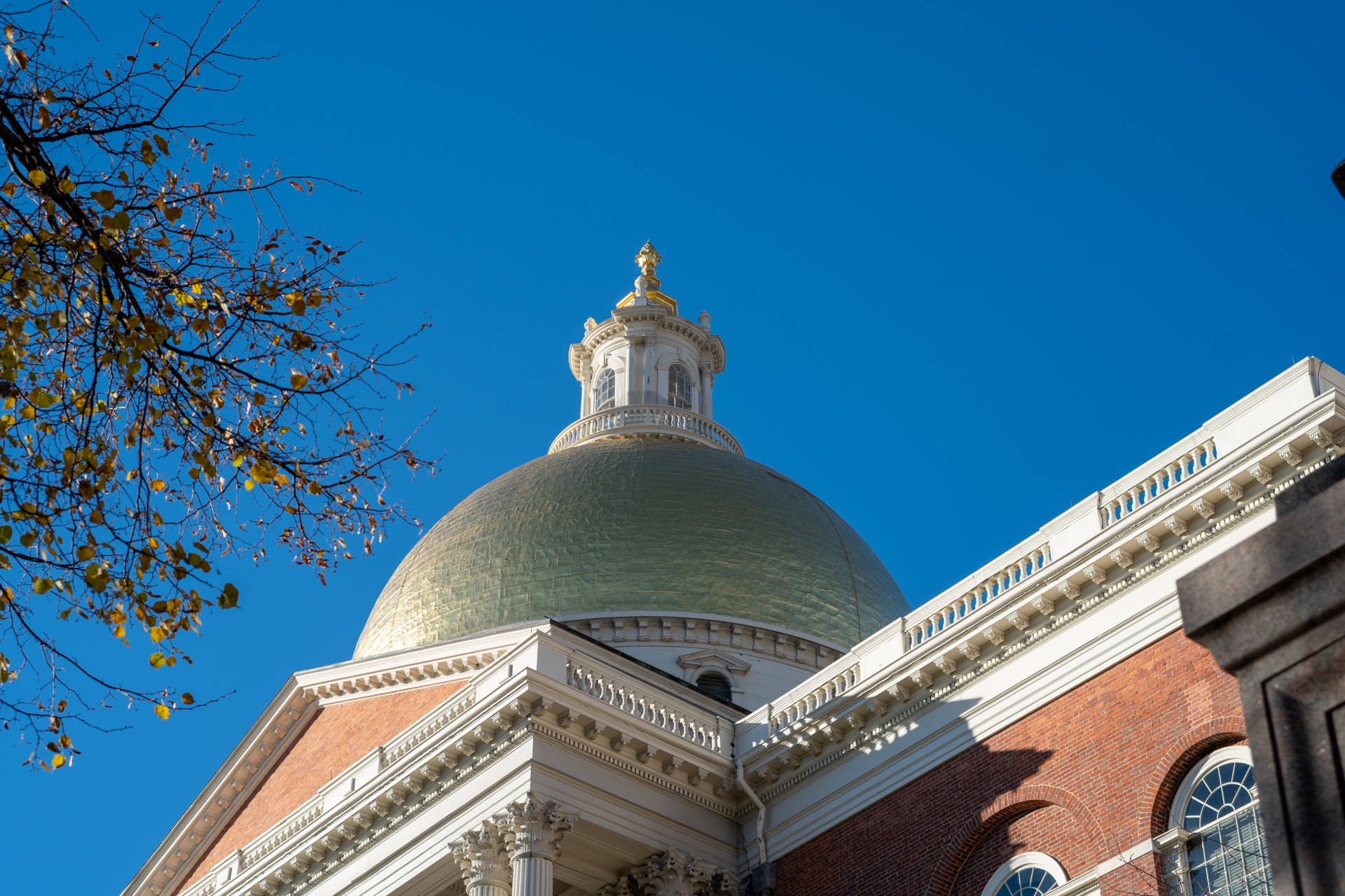 As eleições no condado de Bristol prometem ser renhidas