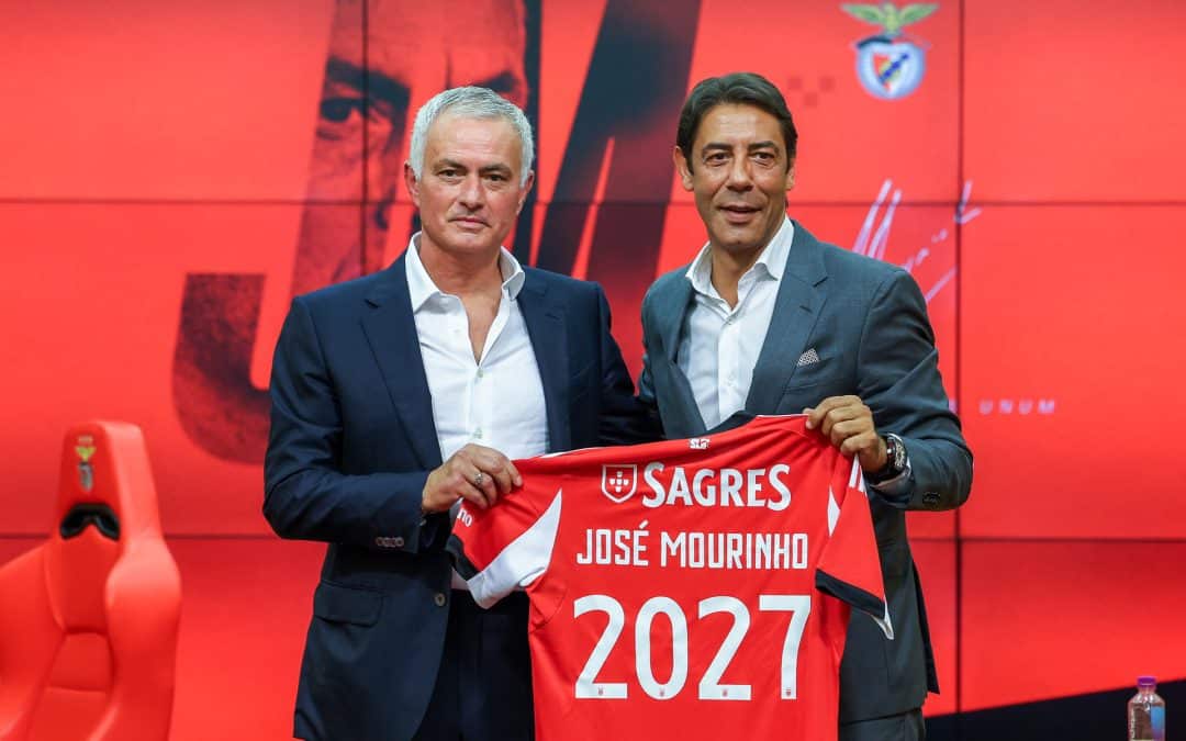 José Mourinho quer viver para o Benfica e diz estar num dos maiores do mundo