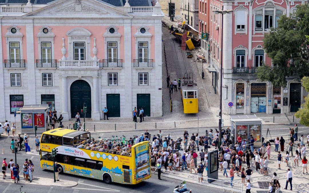 Acidente/Elevador: O que se sabe do descarrilamento que provocou 16 mortos