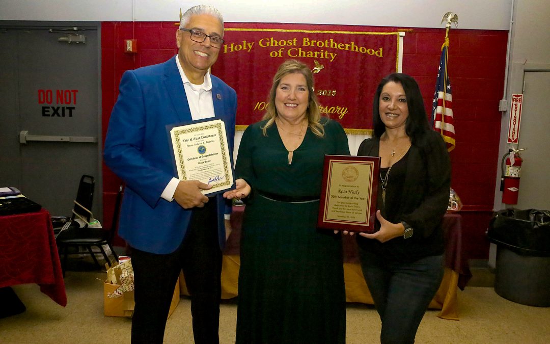 Rosa Healy, galardoada “Mulher do Ano” do Holy Ghost Brotherhood of Charity em noite de São Martinho