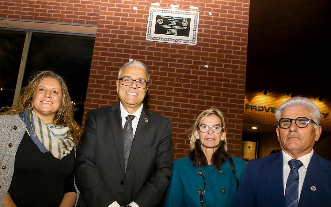 Vila Franca do Campo e East Providence, municípios irmãos