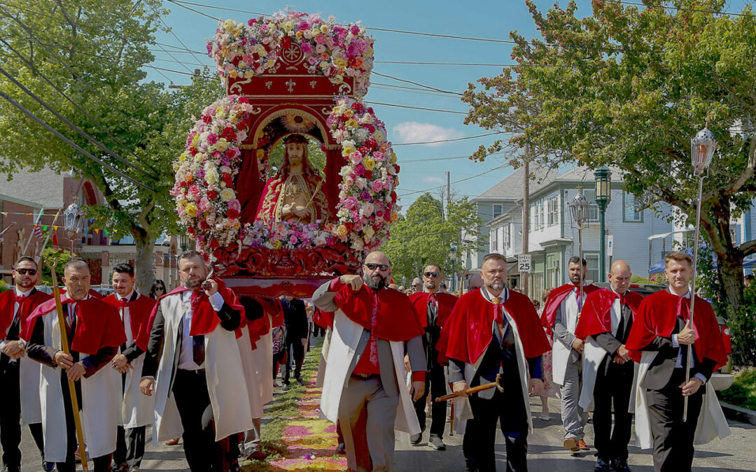 Santuário do Senhor Santo Cristo em Ponta Delgada promove pela primeira vez Via Sacra orante