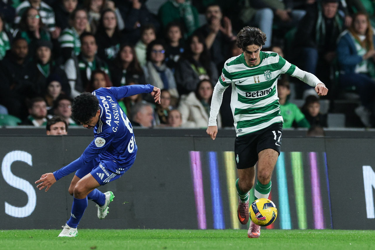 Sporting ‘desmorona’ AVS em cinco minutos rumo à goleada
