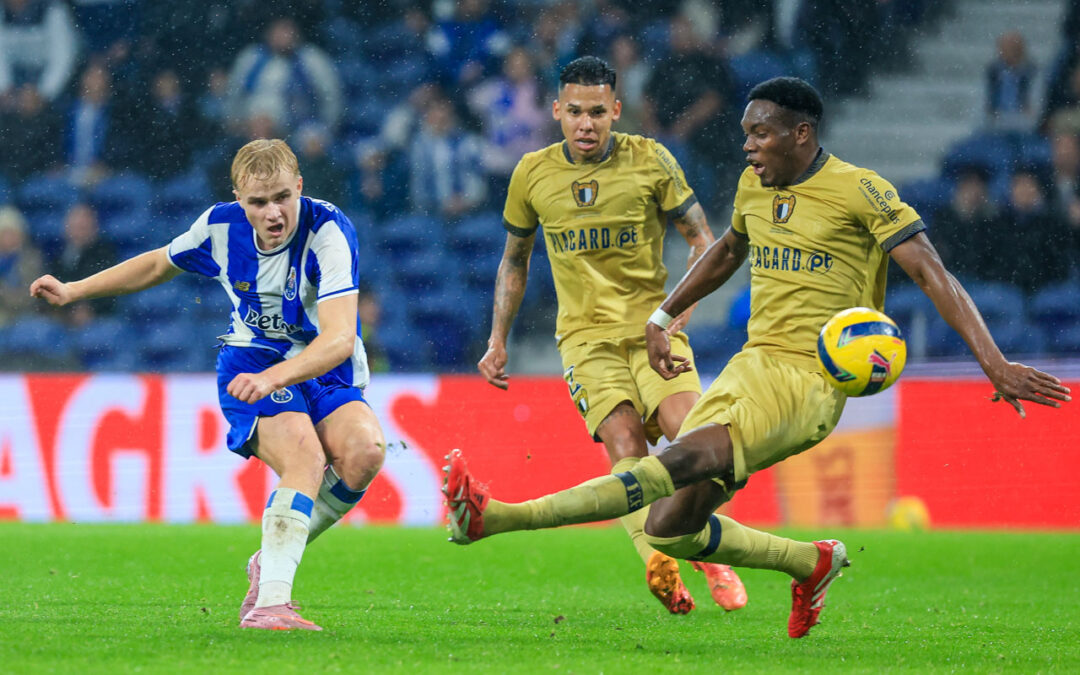 FC Porto bate Famalicão e assegura ‘clássico’ nos ‘quartos’ da Taça