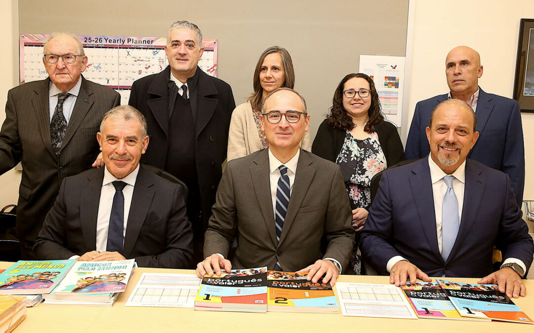 Secretário de Estado das Comunidades visitou o Programa de Português do Sistema Escolar de Hudson