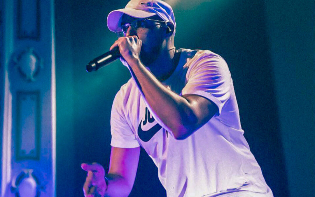 “Outsidah”, artista açoriano da Bermuda em busca de um lugar ao sol