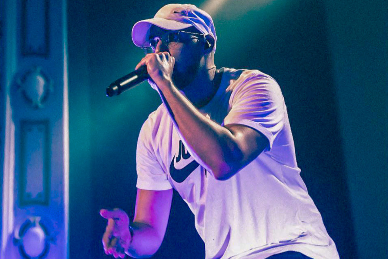 “Outsidah”, artista açoriano da Bermuda em busca de um lugar ao sol