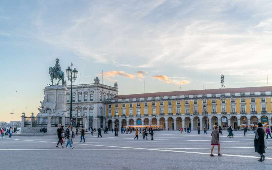 Títulos dos jornais de hoje, 23 jan 2026