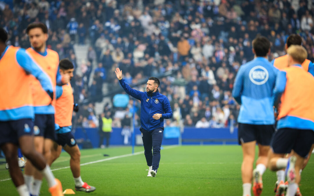Francesco Farioli vê a renovação como “prova de confiança” do FC Porto