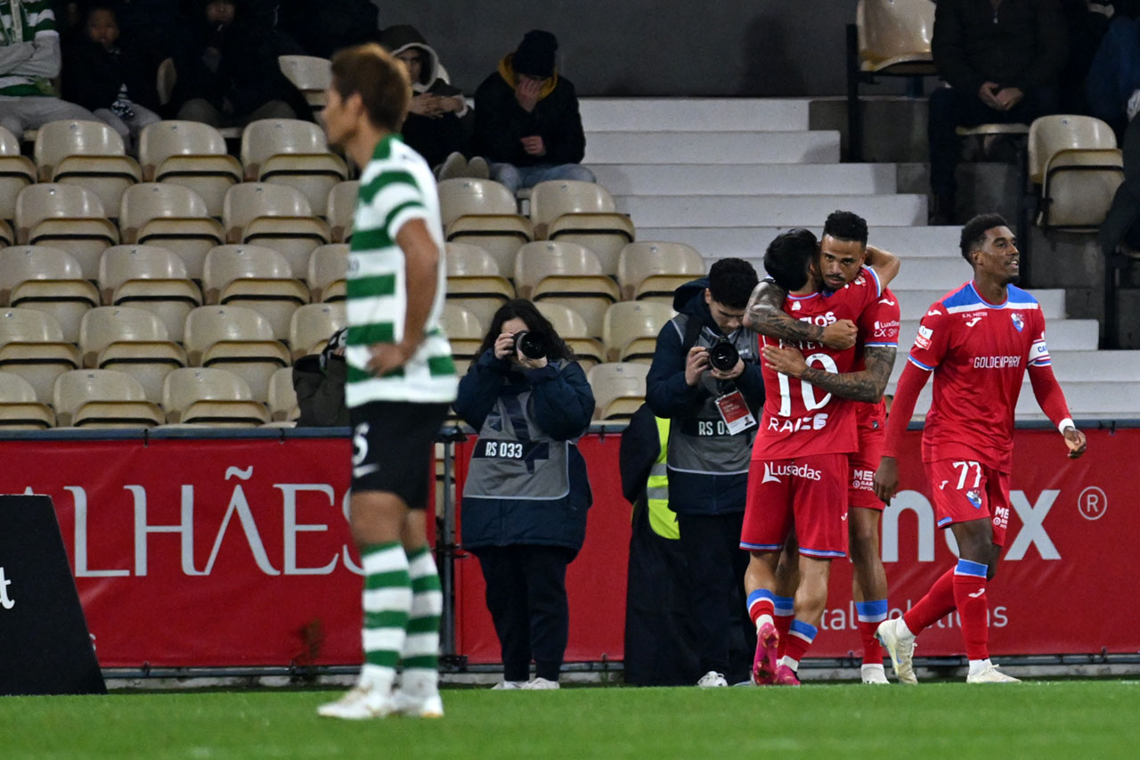 I Liga: Sporting ‘escorrega’ em Barcelos e FC Porto pode ‘fugir’