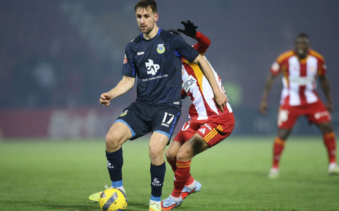 Golo solitário de Barbero vale triunfo ao Arouca e condena o AVS