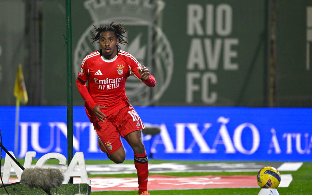I Liga: Benfica regressa às vitórias em visita ao Rio Ave
