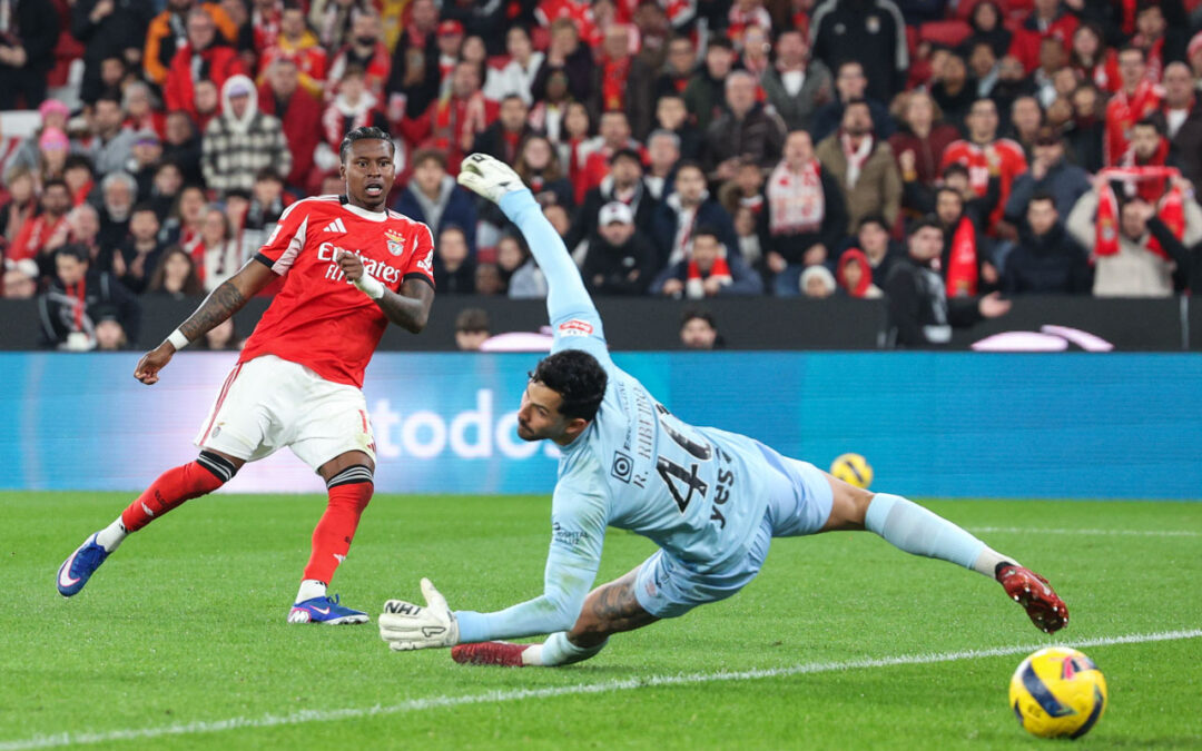 I Liga: Benfica goleia Estrela da Amadora