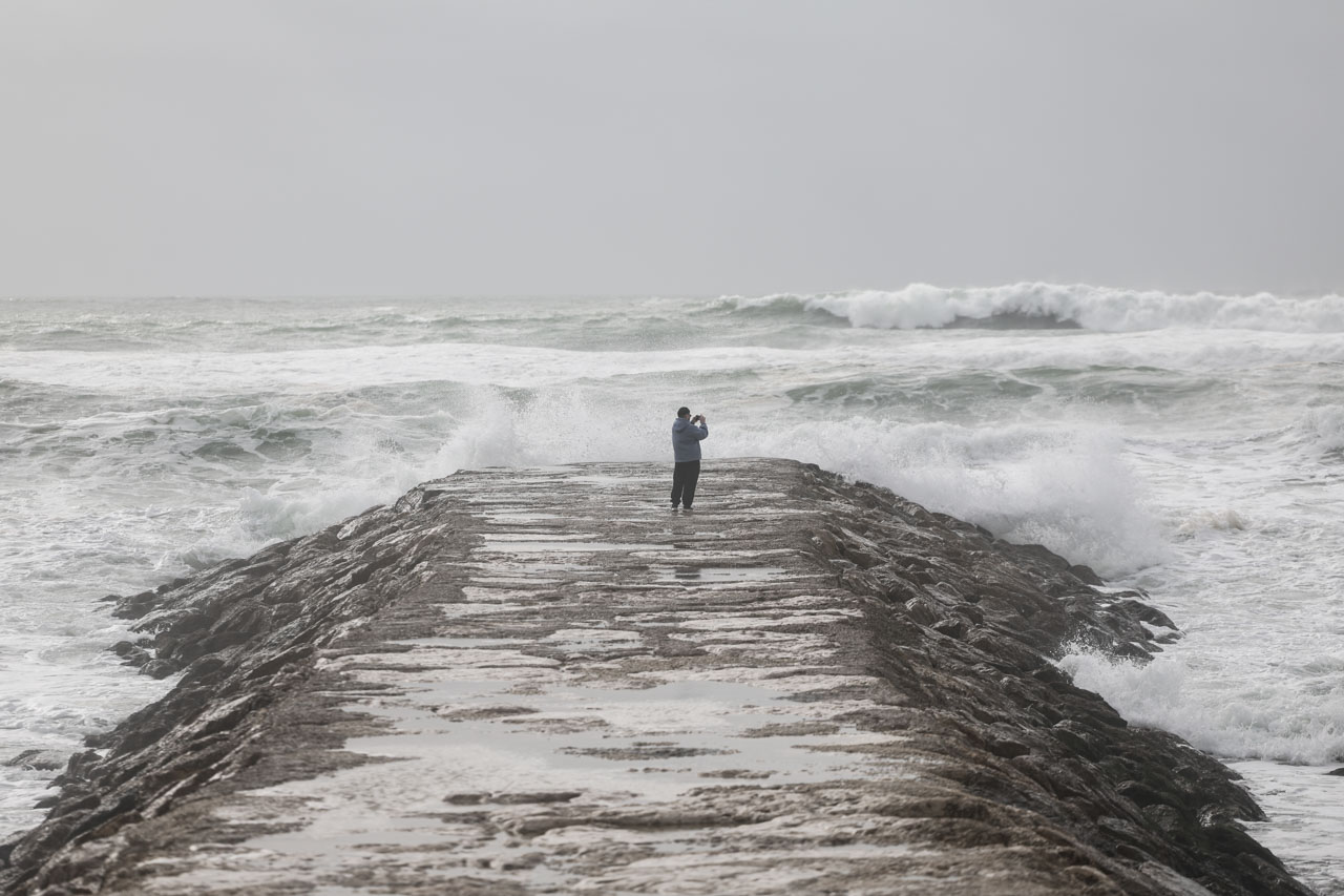 Mau tempo na Costa da Caparica