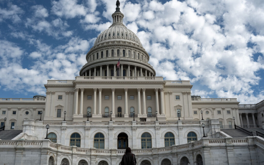 Democratas do Senado e Casa Branca alcançam acordo para evitar paralisação do Governo