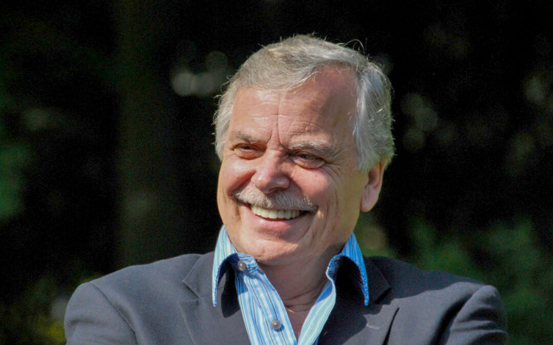 Parlamento açoriano aprova voto de congratulação a Onésimo Teotónio Almeida