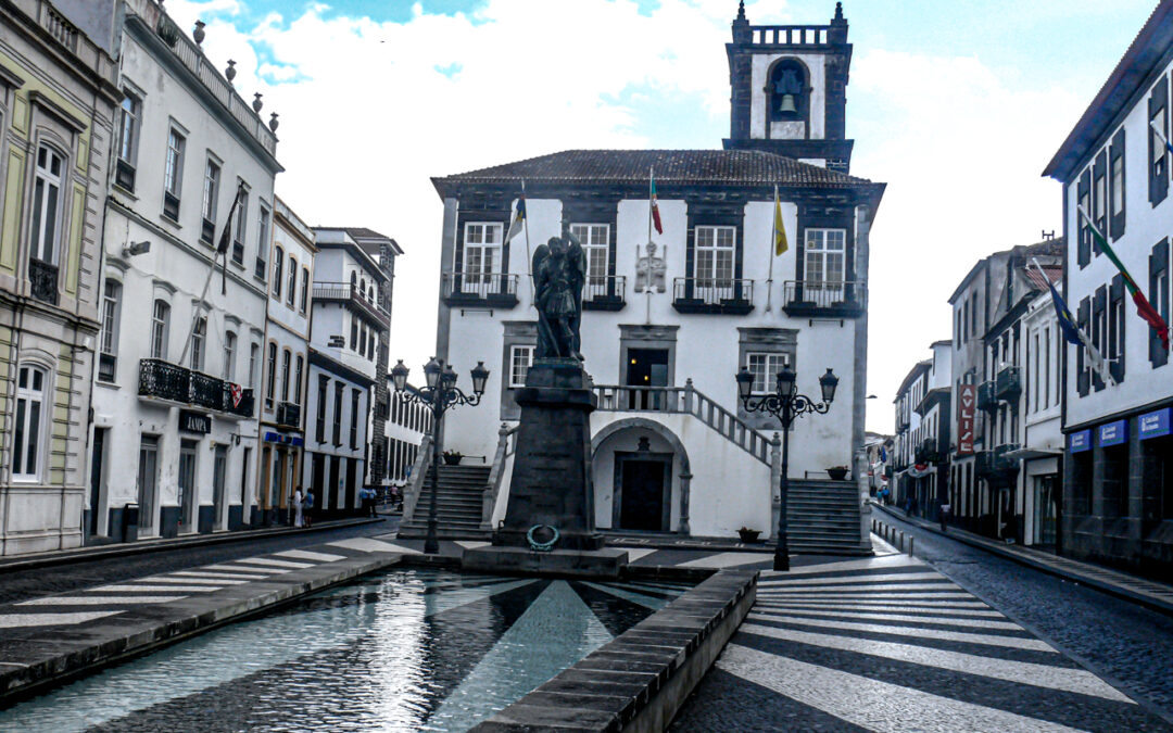 Câmara de Ponta Delgada com Conselho Municipal de Turismo