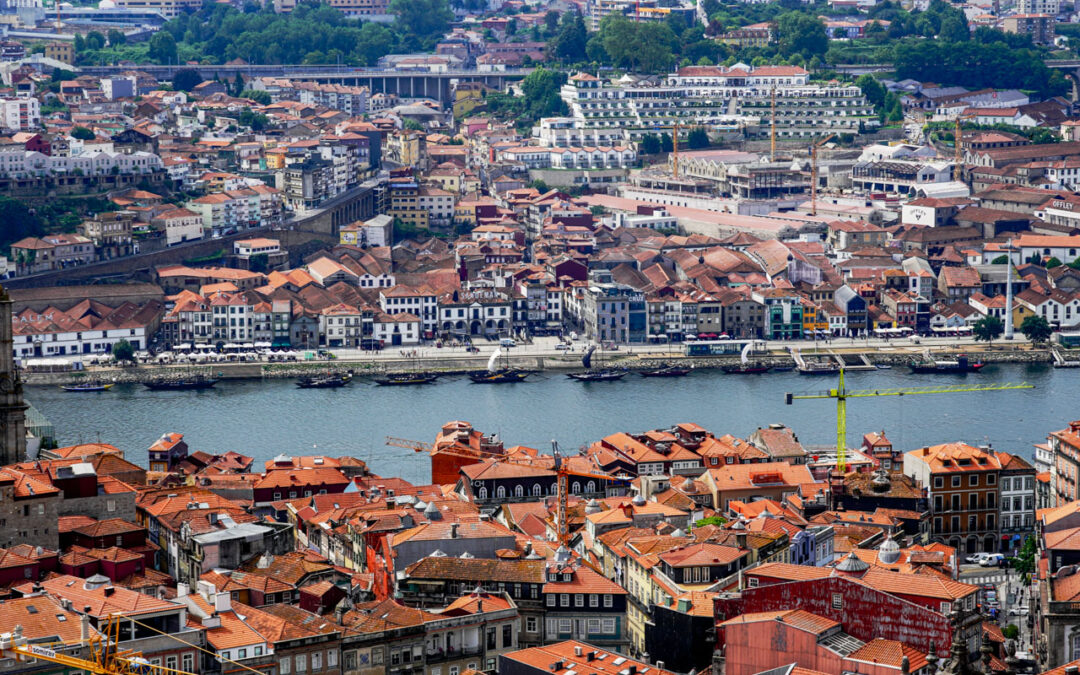 Títulos dos jornais, 12 jan 2026