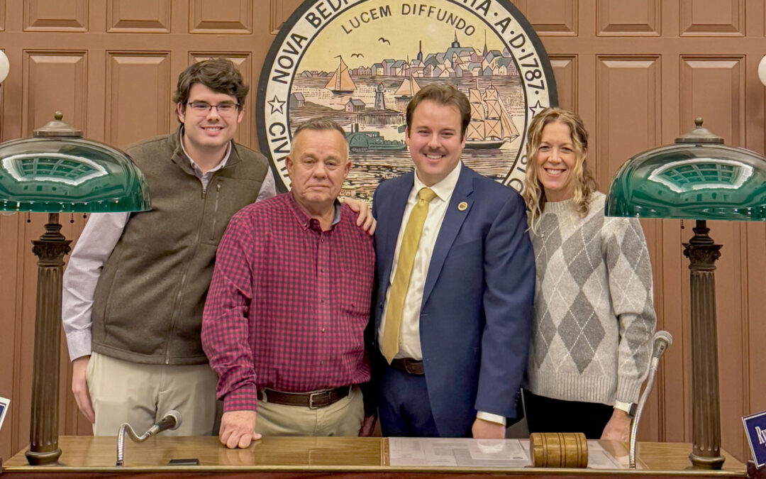 Luso-americano Ryan Pereira eleito novo presidente do Conselho Municipal de New Bedford