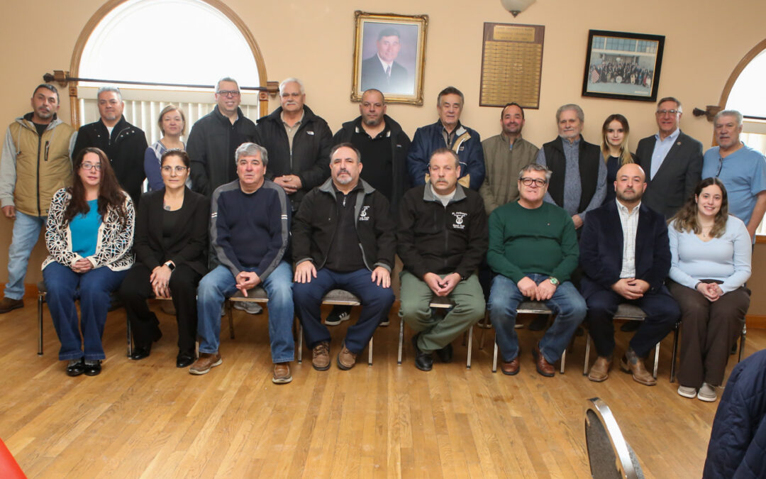 Durval Duarte reeleito presidente e regente da Banda de Santo Santo António em Fall River