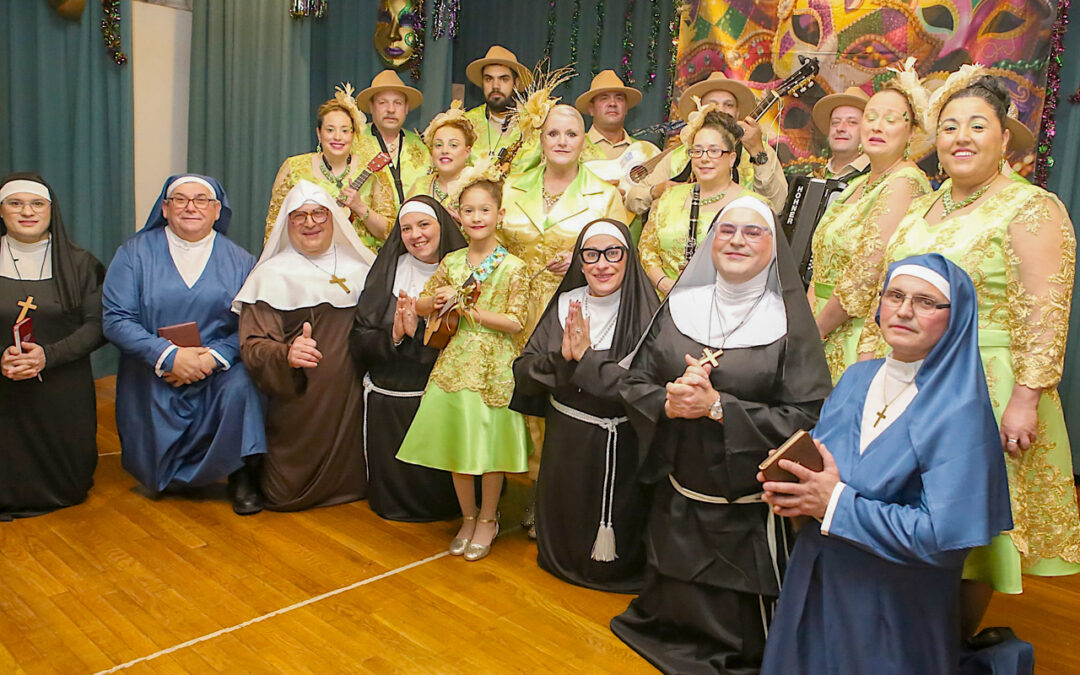 “Freiras do Warrin” abriu o desfile de Carnaval nos Amigos da Terceira