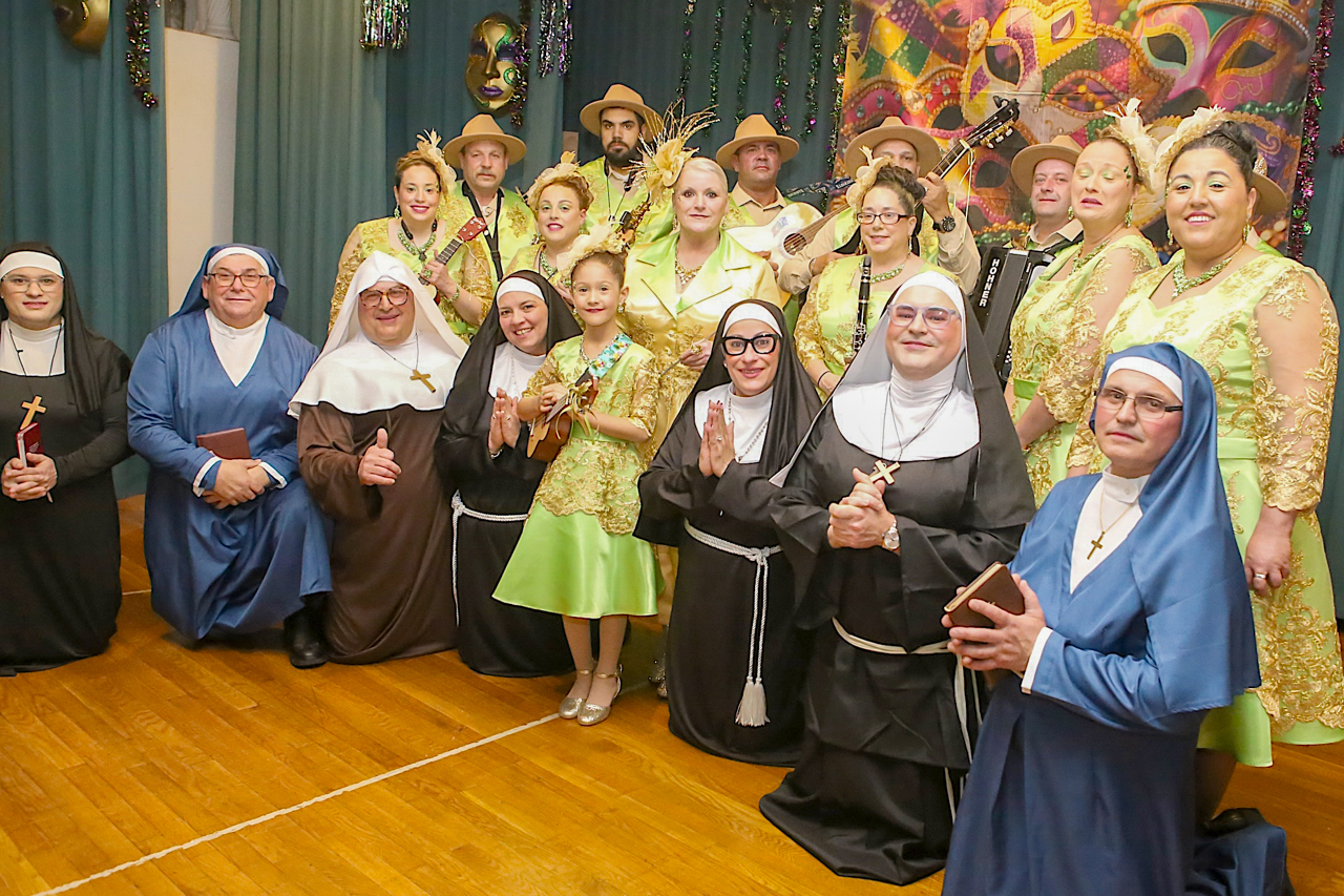 Caarnva 026 bailinho Freiras do Warrin grupo