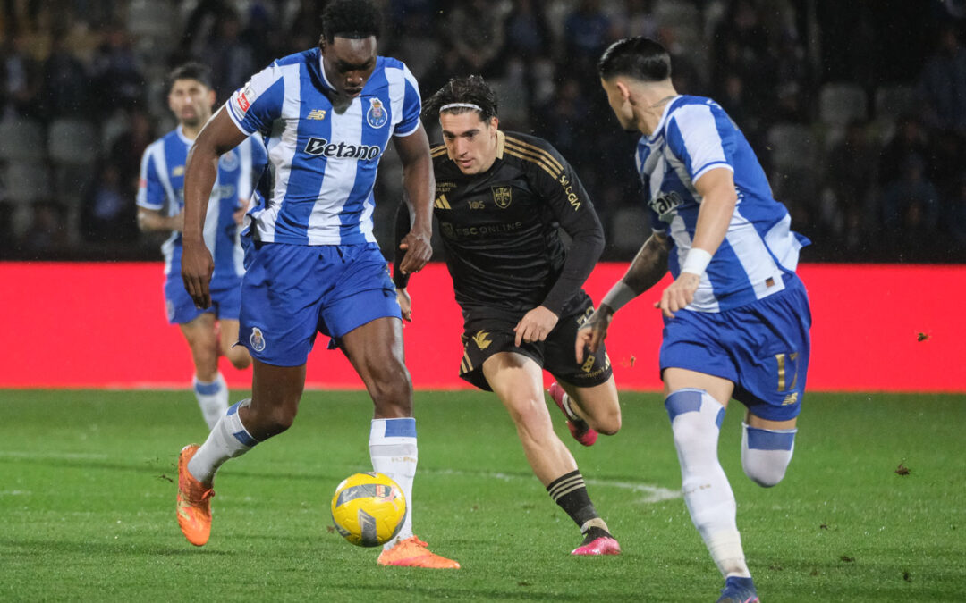 I Liga: FC Porto sofre primeira derrota e recebe Sporting com quatro pontos de vantagem
