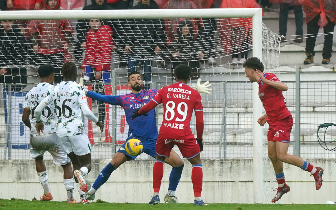 Gil Vicente sobe à quarta posição, Estoril travado pelo ‘aflito’ Tondela