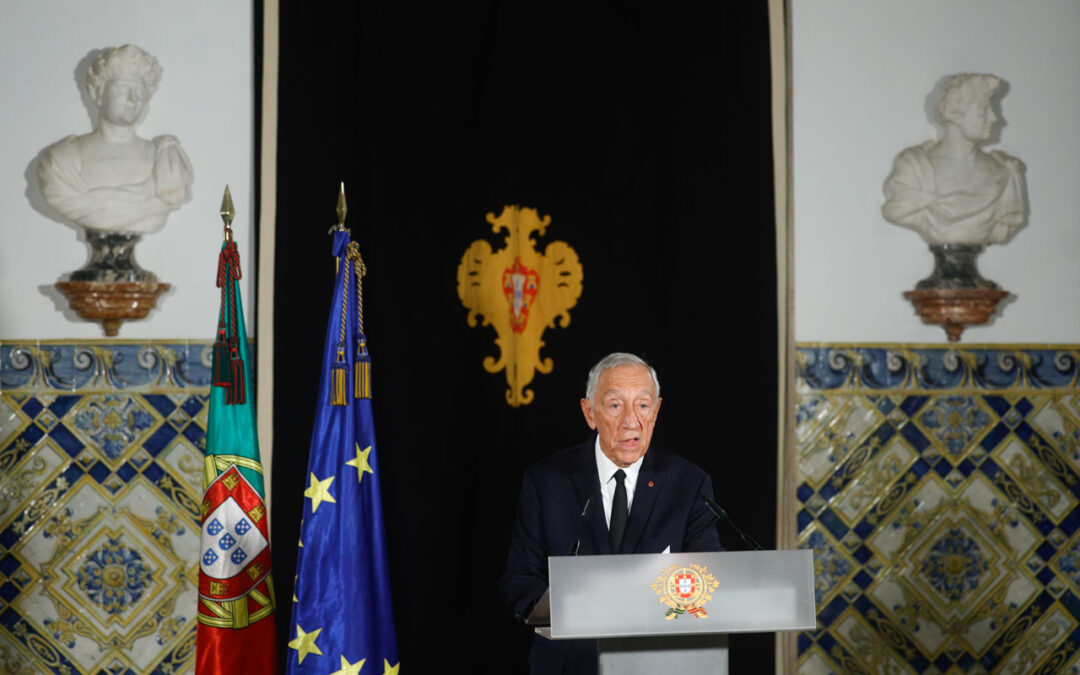 O Presidente da República  defende que votar no domingo é vencer a calamidade e afirmar a democracia