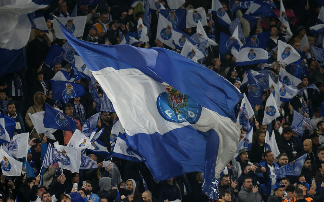 LE: FC Porto aproveitou 12 de 14 vitórias fora para seguir em frente