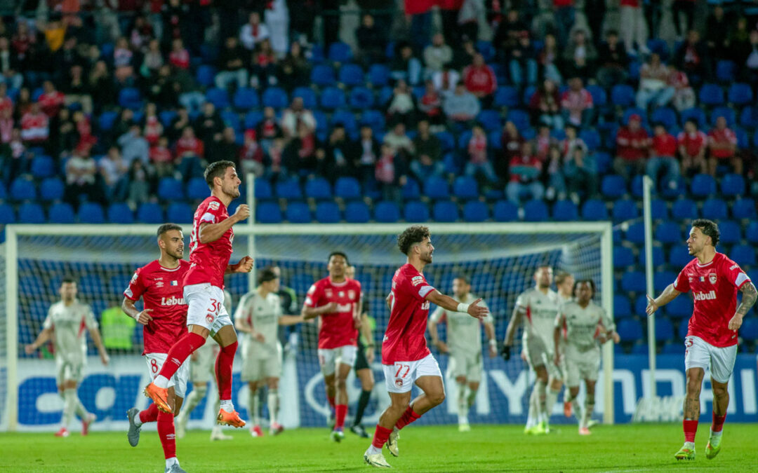 Gonçalo Paciência marcou para o Santa Clara