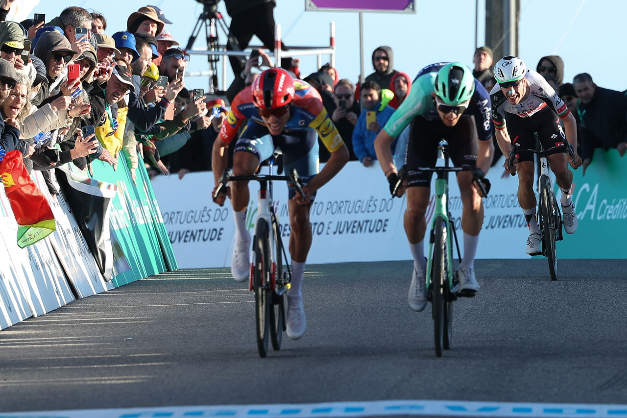 Títulos dos jornais de hoje, 20 fev 2026: o Record, O Jogo e a Bola