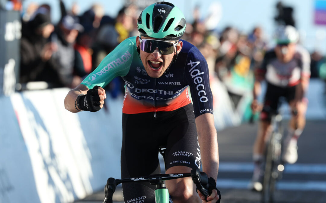 Volta ao Algarve: Paul Seixas vence segunda etapa e Juan Ayuso é o novo líder