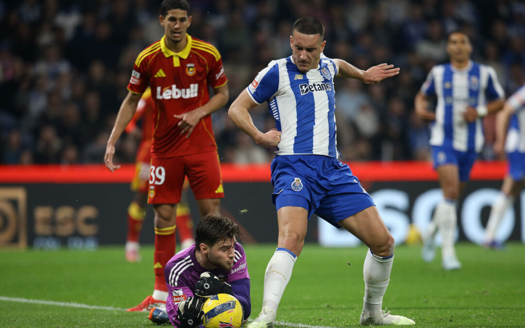 FC Porto ineficaz cumpre os ‘serviços mínimos’ diante do Rio Ave