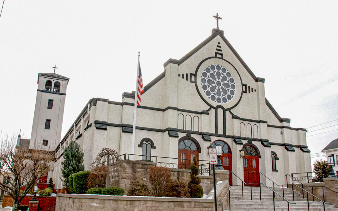 Os 111 anos da igreja de São Francisco Xavier assentes em pilares vivos e históricos