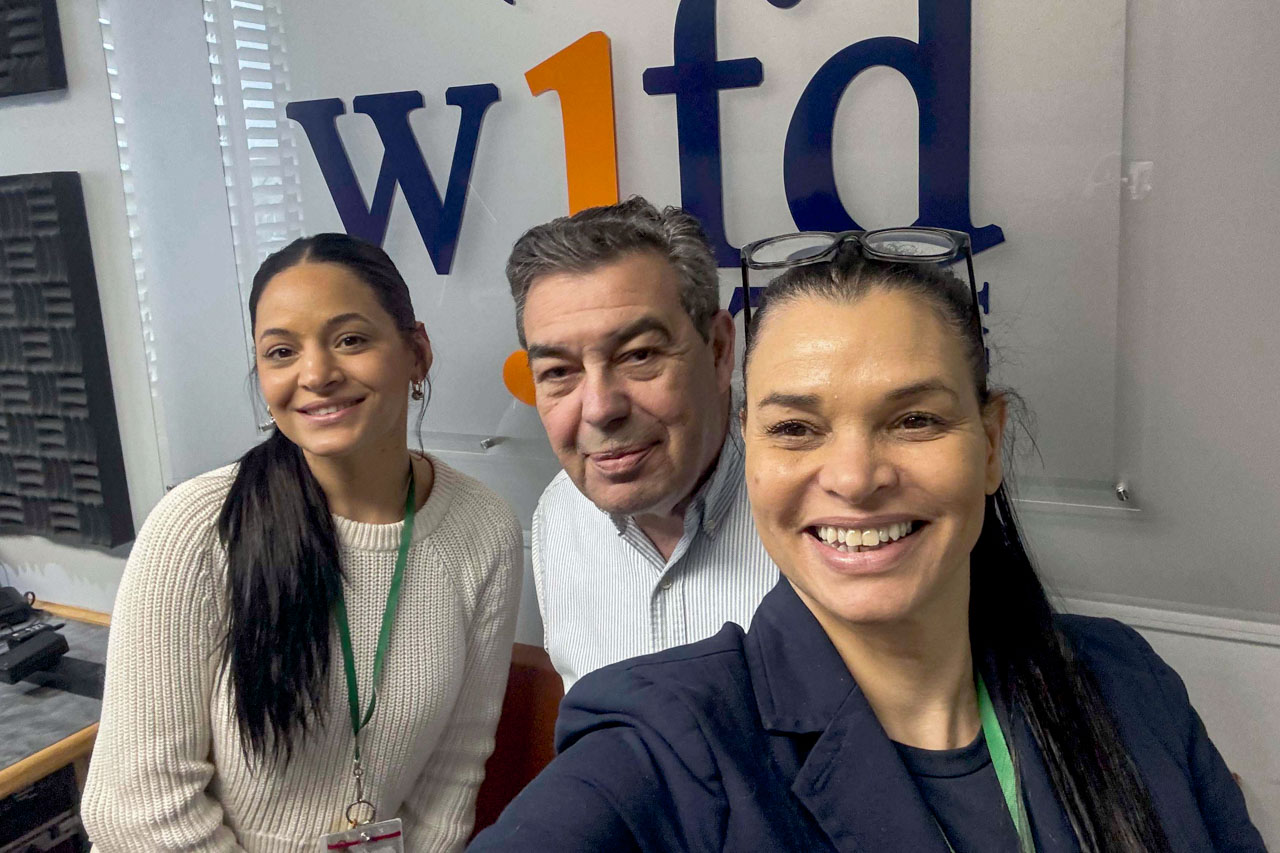 Representante do Neighborhood Health Plan of Rhode Island esclarece sobre programas e serviços deste plano de saúde