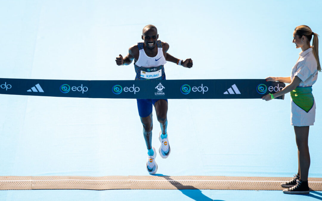 Ugandês Jacob Kiplimo bate recorde do mundo na Meia Maratona de Lisboa