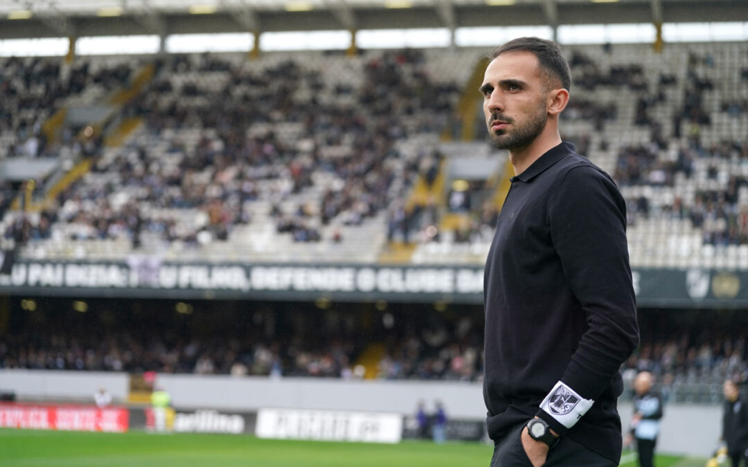 I Liga: Gil Lameiras quer Vitória de Guimarães com “estabilidade defensiva” na Luz