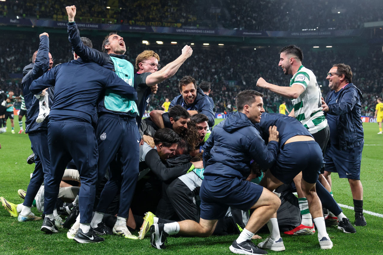 LC: Sporting replica reviravolta europeia de há seis décadas com nova ‘mão cheia’