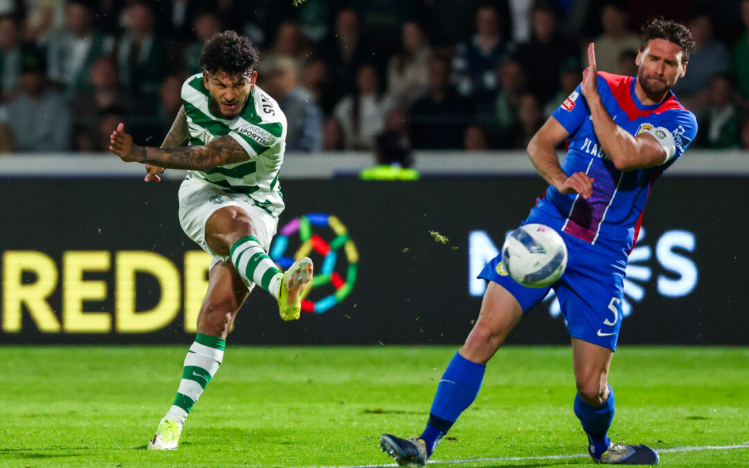 Avançado Luis Suárez quer continuar a aproximar-se da perfeição no Sporting