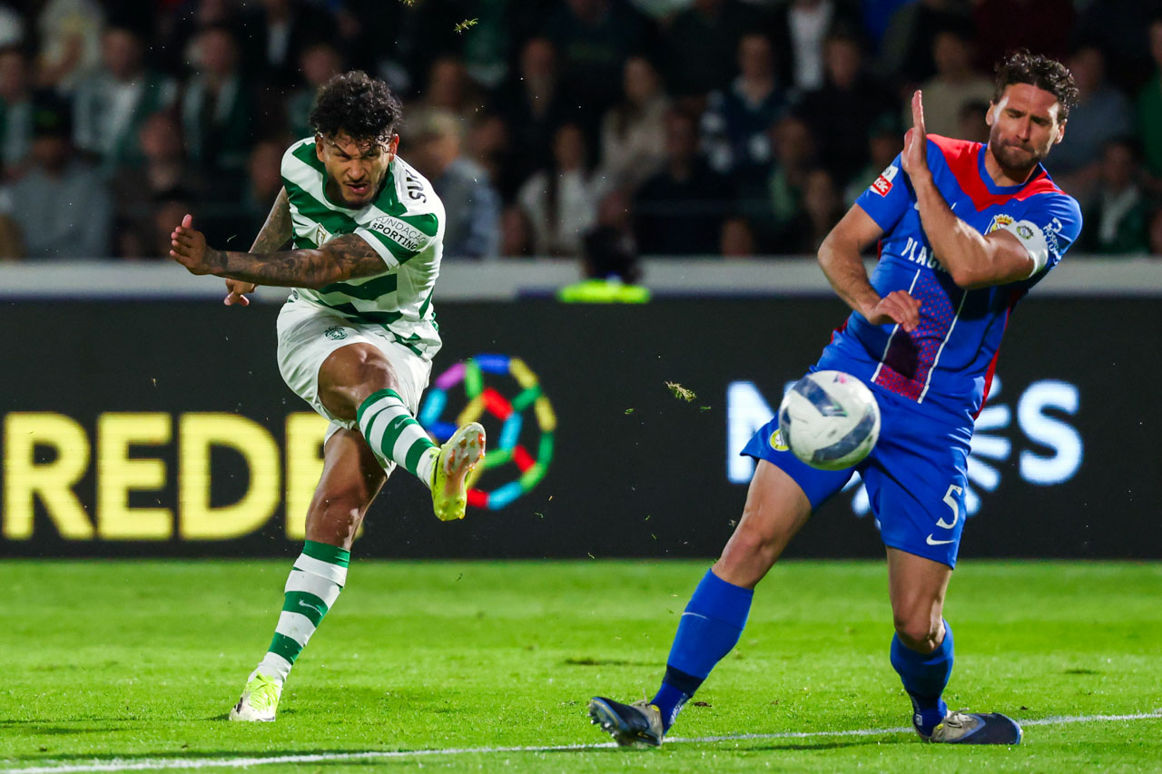 Avançado Luis Suárez quer continuar a aproximar-se da perfeição no Sporting