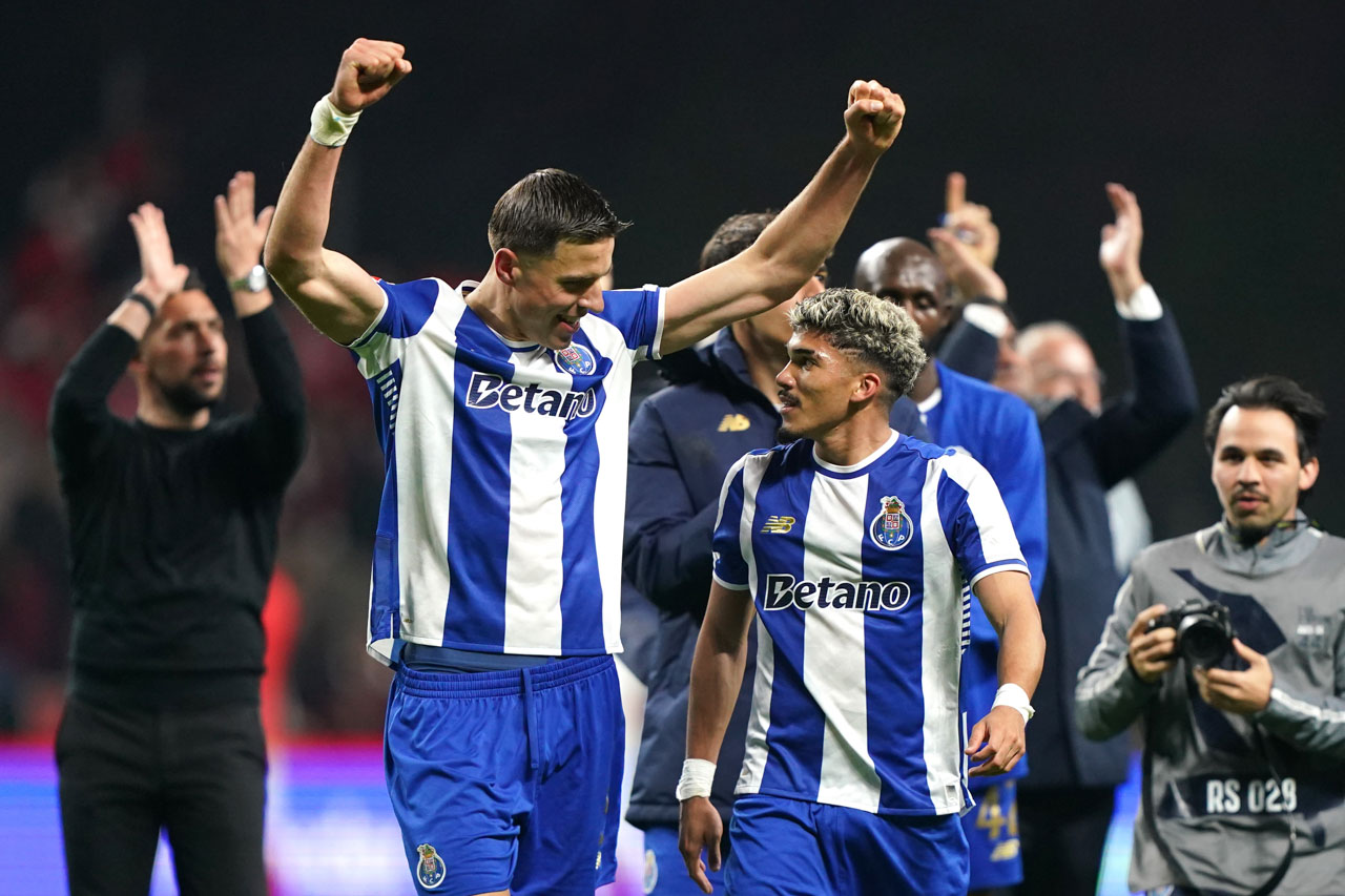 FC Porto mostra aura de campeão e vira resultado em Braga