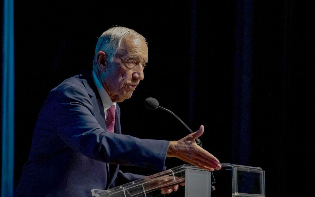 Marcelo Rebelo de Sousa, antigo Presidente da República Portuguesa, é o convidado de honra das Grandes Festas do Espírito Santo da Nova Inglaterra na sua 40ª edição,  e José M. Bolieiro, presidente do Governo Regional dos Açores, também vai marcar presença